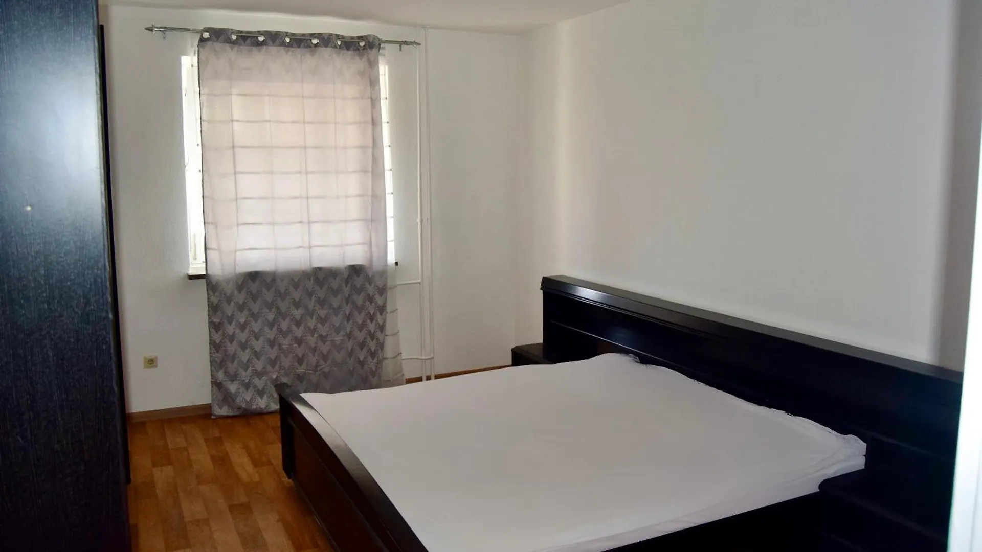 3 Zimmer Apartment In Hannover Muehlenberg